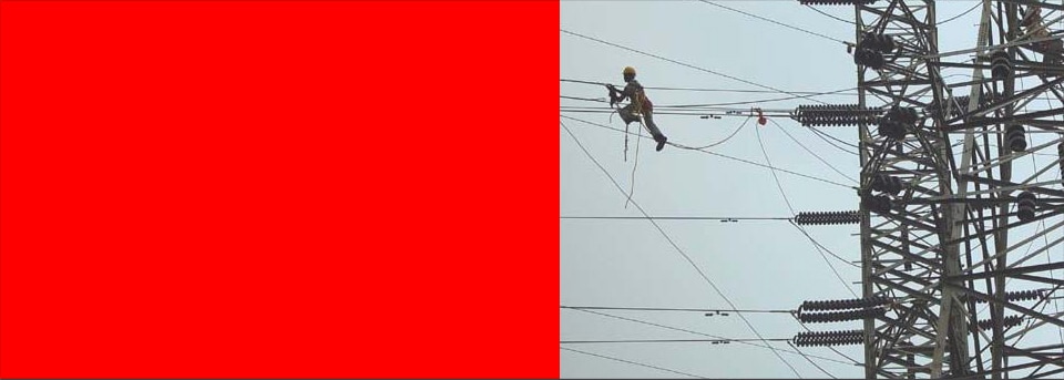 Image of electrial tower with a new kind of cable called 3M  Aluminum Conductor Composite Reinforced, or ACCR.